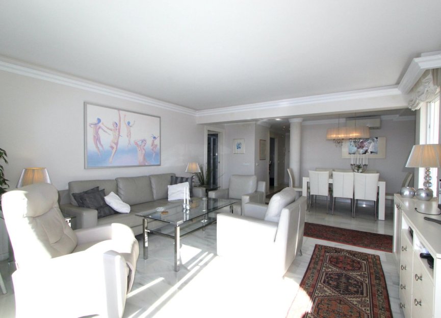 Resale - Apartment - Middle Floor Apartment - Marbella - Marbella Centro