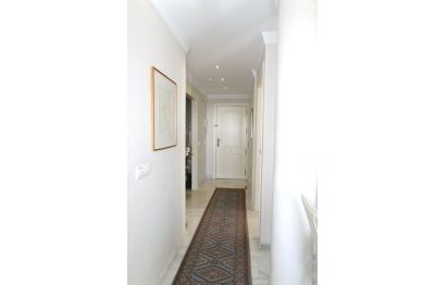 Resale - Apartment - Middle Floor Apartment - Marbella - Marbella Centro