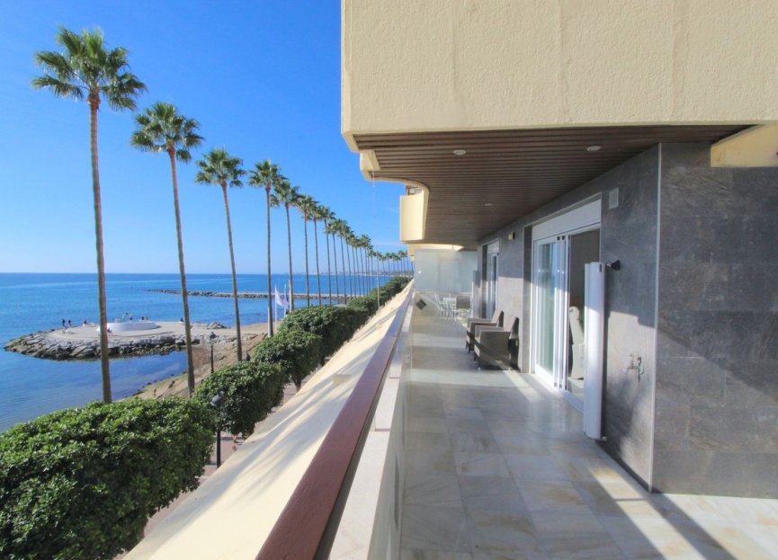 Resale - Apartment - Middle Floor Apartment - Marbella - Marbella Centro