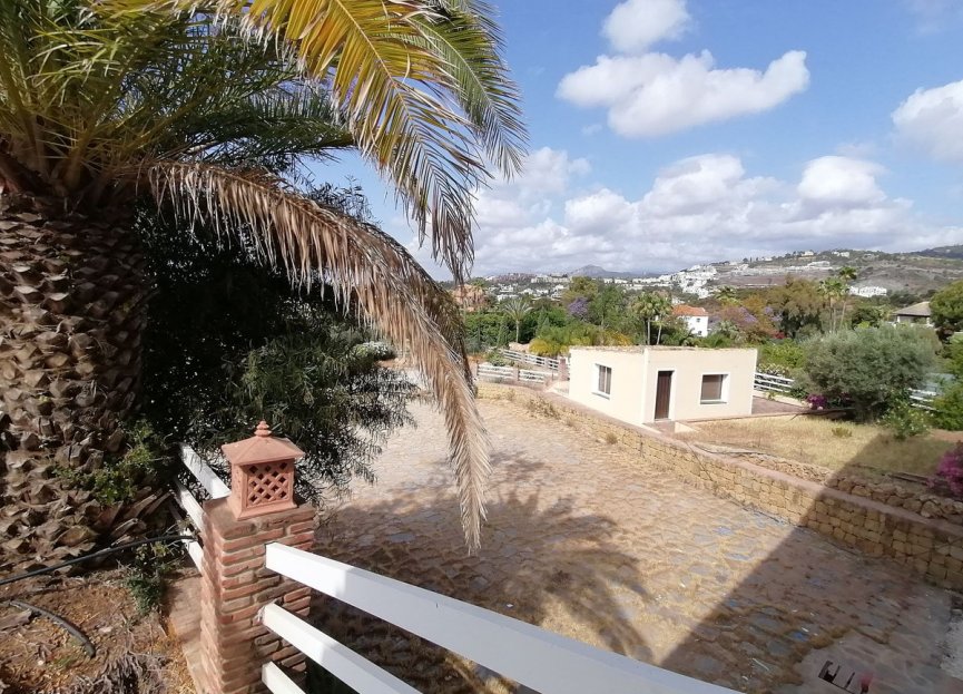 Resale - House - Detached Villa - Benahavís - La Quinta