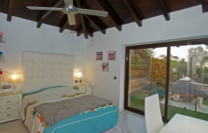 Resale - House - Detached Villa - Marbella - Nueva Andalucia