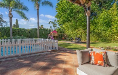 Resale - House - Detached Villa - Marbella - Guadalmina Baja