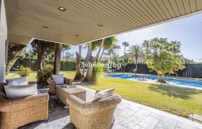 Resale - House - Detached Villa - Marbella - Guadalmina Baja