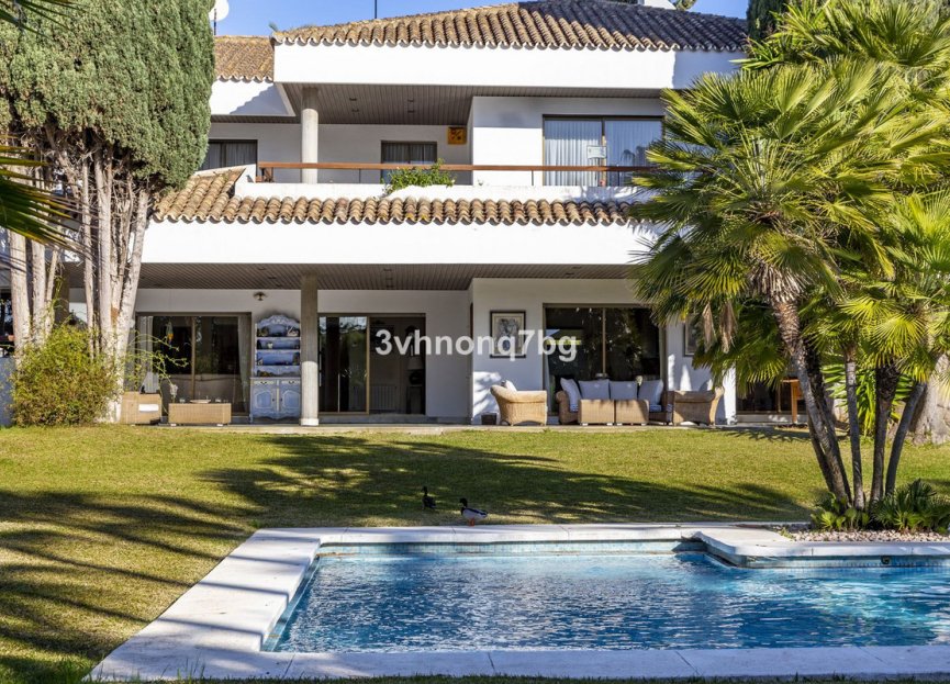 Resale - House - Detached Villa - Marbella - Guadalmina Baja