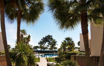 Resale - Apartment - Ground Floor Apartment - Estepona - New Golden Mile