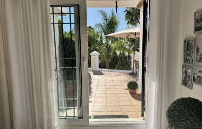 Resale - Apartment - Ground Floor Apartment - Marbella - Nueva Andalucia