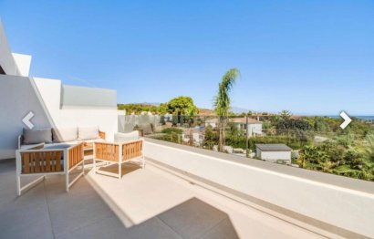 Resale - Apartment - Penthouse Duplex - Estepona - Estepona Centro