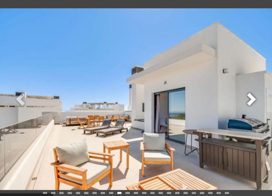 Resale - Apartment - Penthouse Duplex - Estepona - Estepona Centro