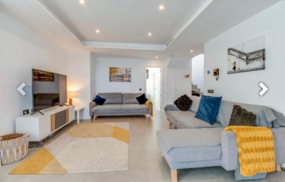 Resale - Apartment - Penthouse Duplex - Estepona - Estepona Centro