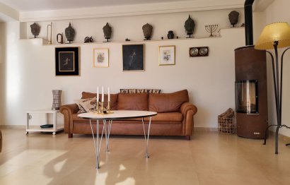 Resale - House - Detached Villa - Marbella - Nueva Andalucia