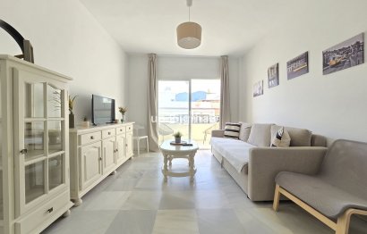 Resale - Apartment - Middle Floor Apartment - Estepona - Estepona Centro