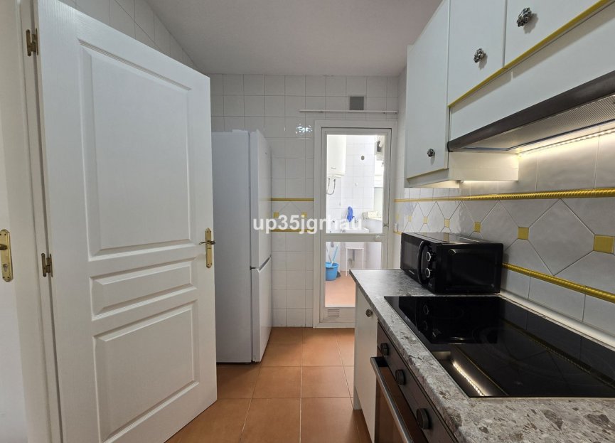 Reventa - Apartment - Middle Floor Apartment - Estepona - Estepona Centro