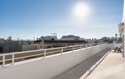 Resale - Apartment - Penthouse - Estepona - Estepona Centro