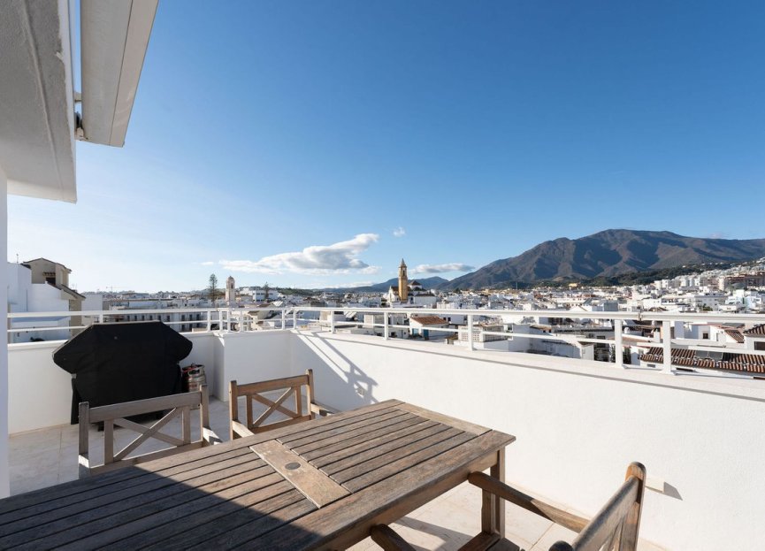 Resale - Apartment - Penthouse - Estepona - Estepona Centro