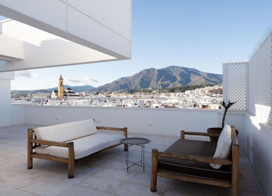 Resale - Apartment - Penthouse - Estepona - Estepona Centro