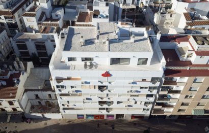 Resale - Apartment - Penthouse - Estepona - Estepona Centro