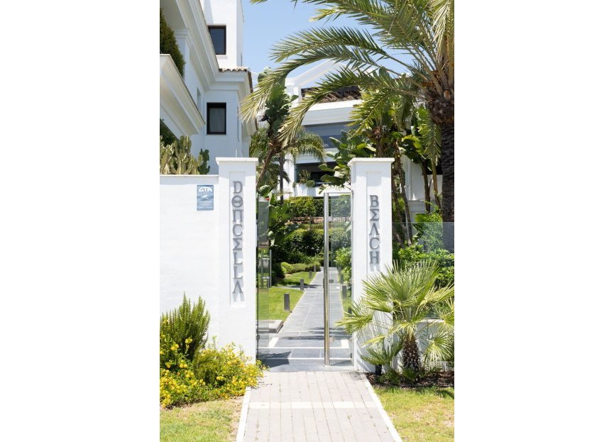 Resale - Apartment - Middle Floor Apartment - Estepona - Estepona Centro