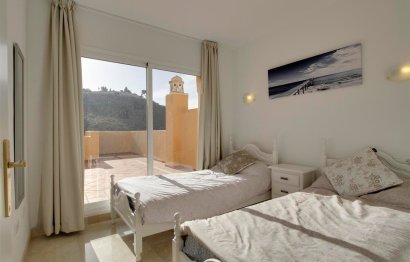 Resale - Apartment - Penthouse - Marbella - Elviria