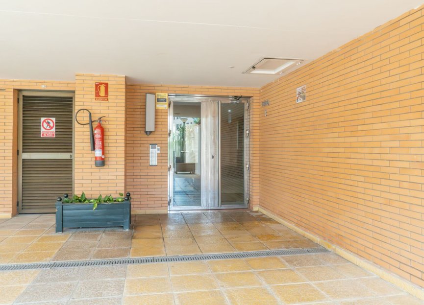 Resale - Apartment - Ground Floor Apartment - Torremolinos