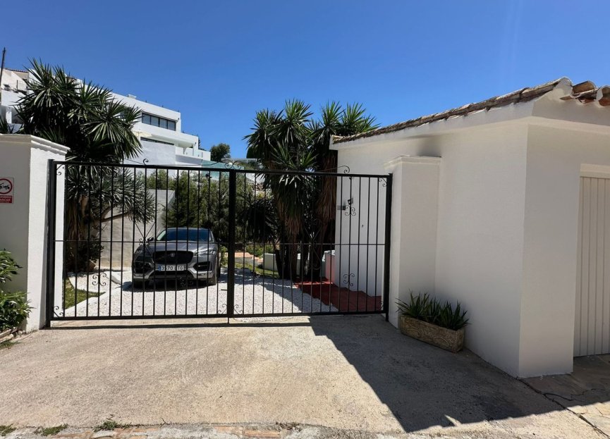 Reventa - House - Detached Villa - Fuengirola - Torreblanca