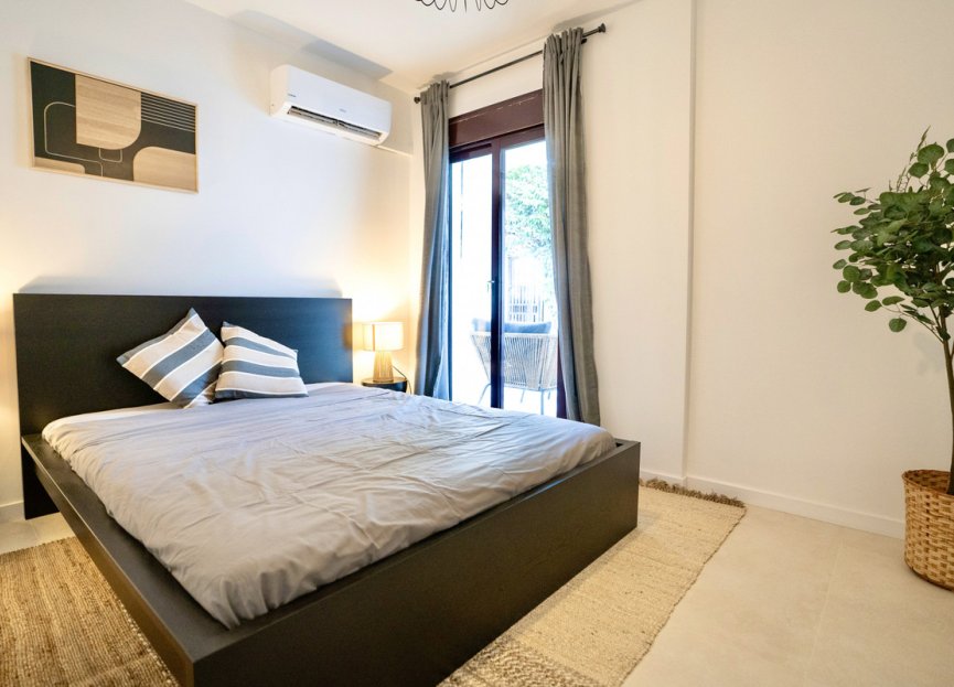 Resale - Apartment - Middle Floor Apartment - Marbella - Nueva Andalucia