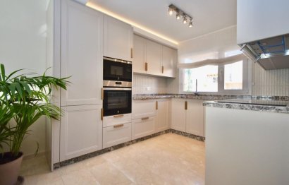 Resale - House - Townhouse - Marbella - Nueva Andalucia