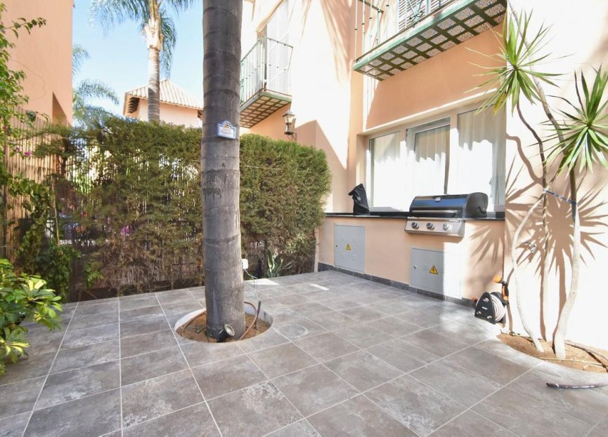 Resale - House - Townhouse - Marbella - Nueva Andalucia