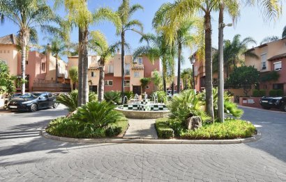 Resale - House - Townhouse - Marbella - Nueva Andalucia