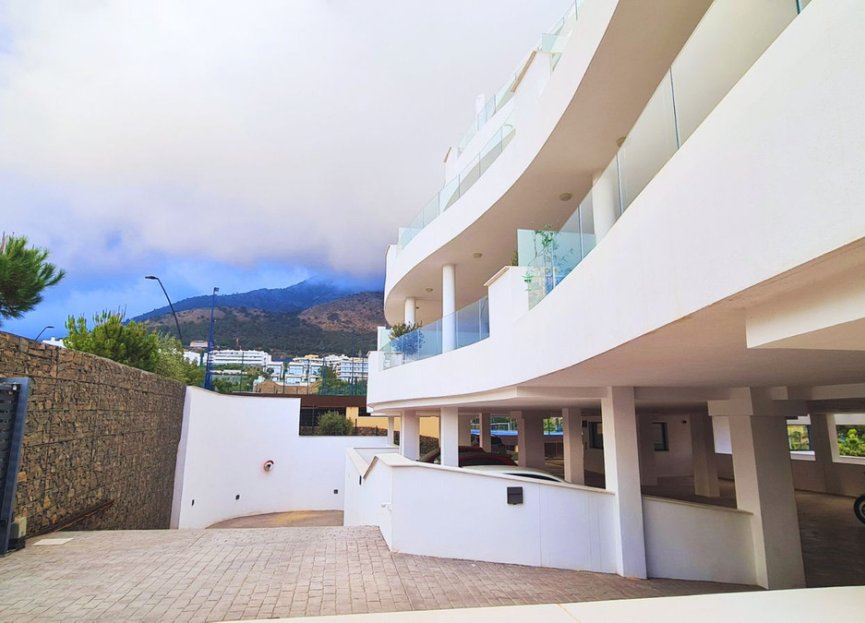 Resale - Apartment - Middle Floor Apartment - Fuengirola - Fuengirola Centro