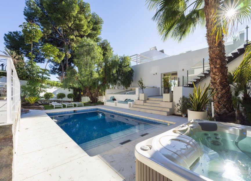 Reventa - House - Detached Villa - Marbella - Nueva Andalucia