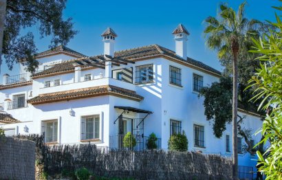 Resale - House - Detached Villa - Sotogrande