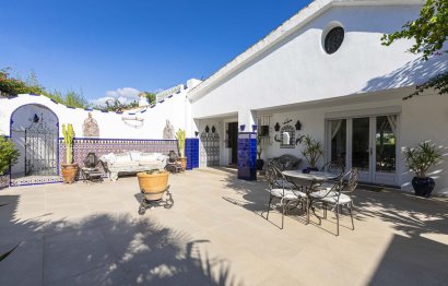 Resale - House - Detached Villa - Benahavís - Benahavís Centro