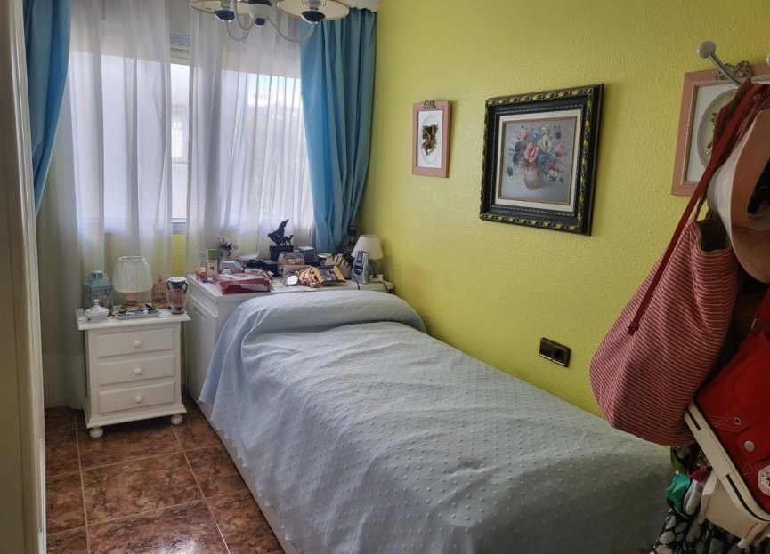 Resale - Apartment - Middle Floor Apartment - Fuengirola - Fuengirola Centro