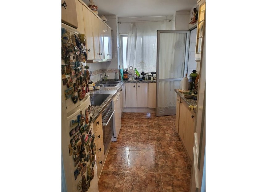 Resale - Apartment - Middle Floor Apartment - Fuengirola - Fuengirola Centro