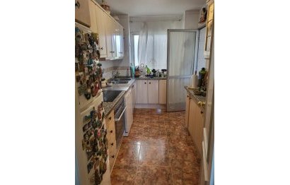 Resale - Apartment - Middle Floor Apartment - Fuengirola - Fuengirola Centro