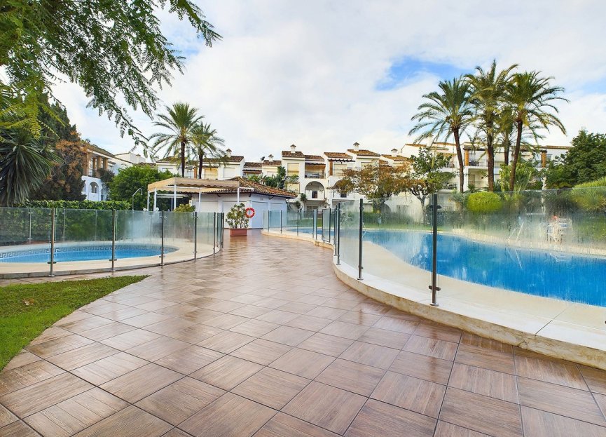 Resale - Apartment - Ground Floor Apartment - Estepona - Estepona Centro