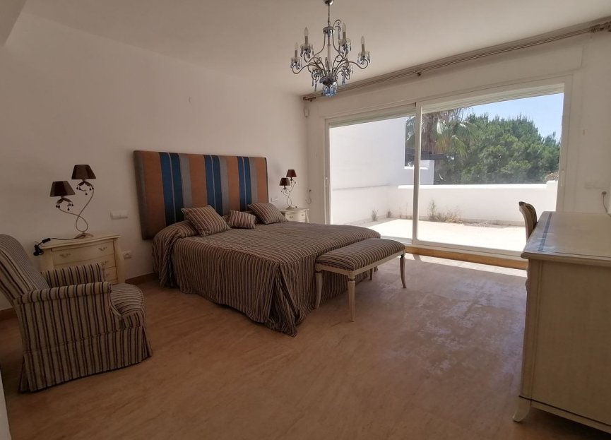 Resale - Apartment - Middle Floor Apartment - Marbella - Río Real