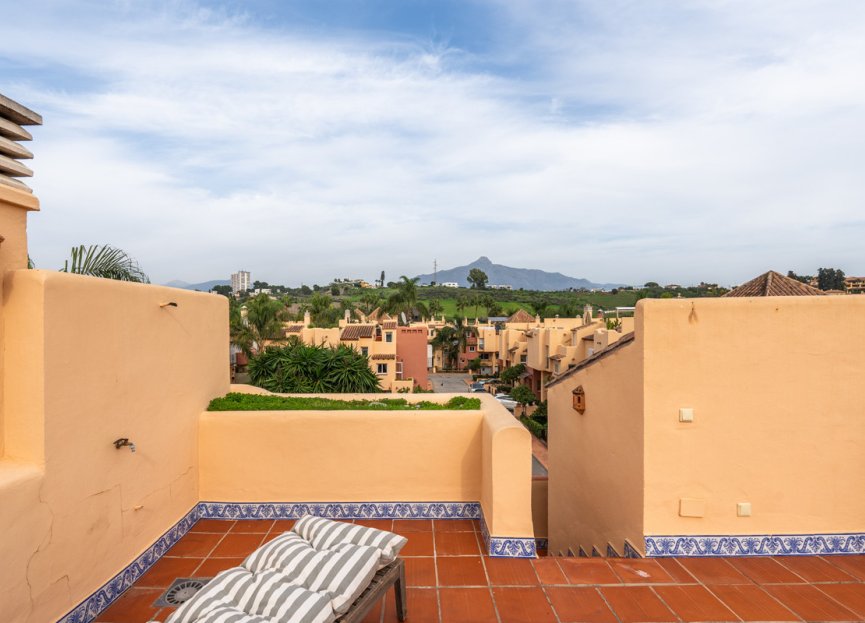 Resale - House - Townhouse - Marbella - Nueva Andalucia