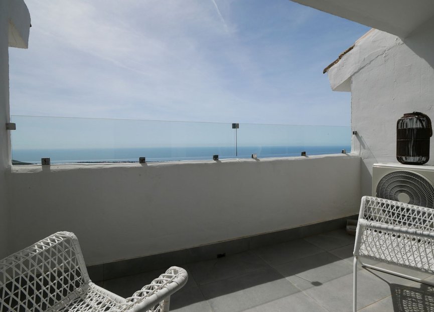 Resale - Apartment - Penthouse - Marbella - La Mairena