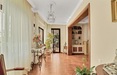 Resale - House - Detached Villa - Marbella - Nagüeles