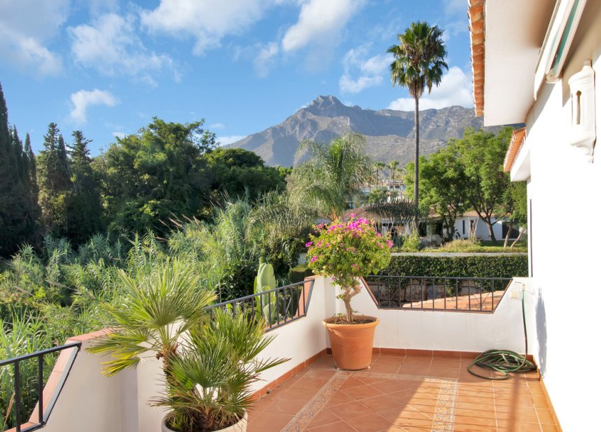 Resale - House - Detached Villa - Marbella - Nagüeles