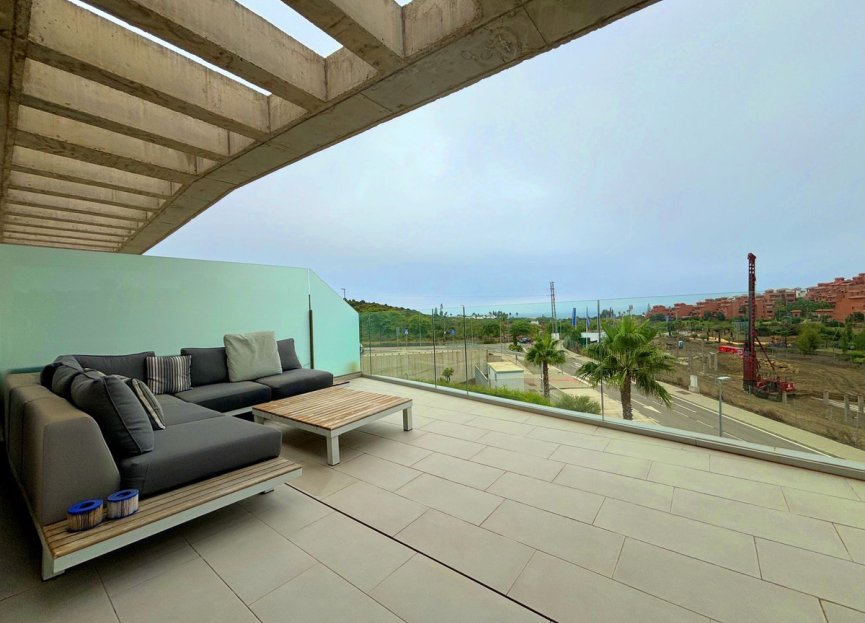 Resale - Apartment - Penthouse - Estepona - Estepona Centro