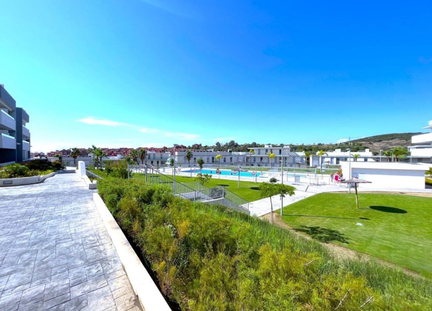 Resale - Apartment - Penthouse - Estepona - Estepona Centro