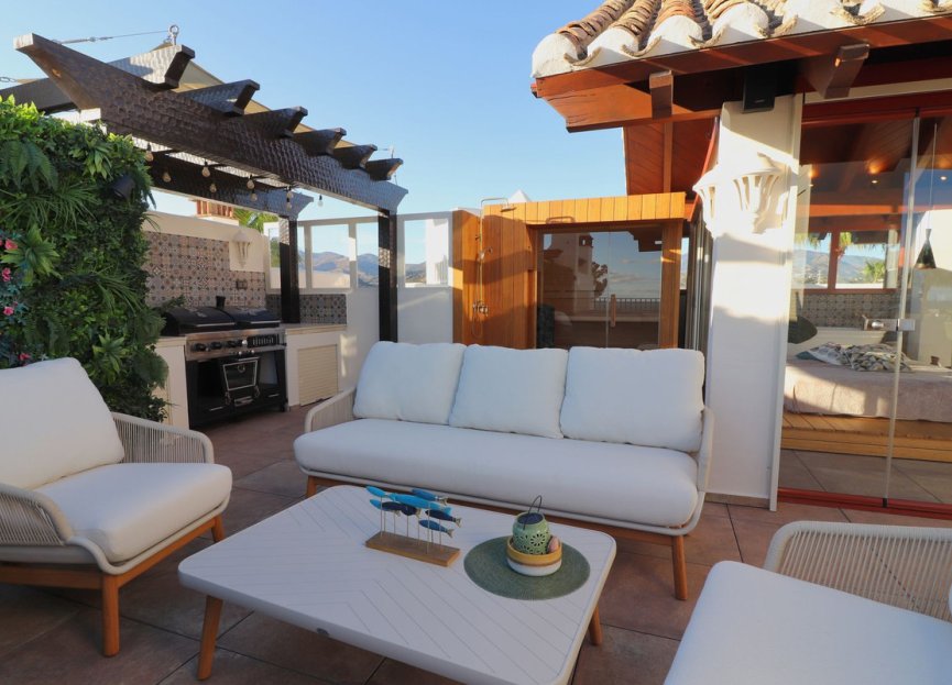 Resale - Apartment - Penthouse Duplex - Estepona - Estepona Centro