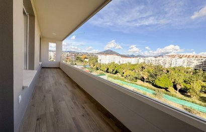 Resale - Apartment - Middle Floor Apartment - Marbella - Nueva Andalucia