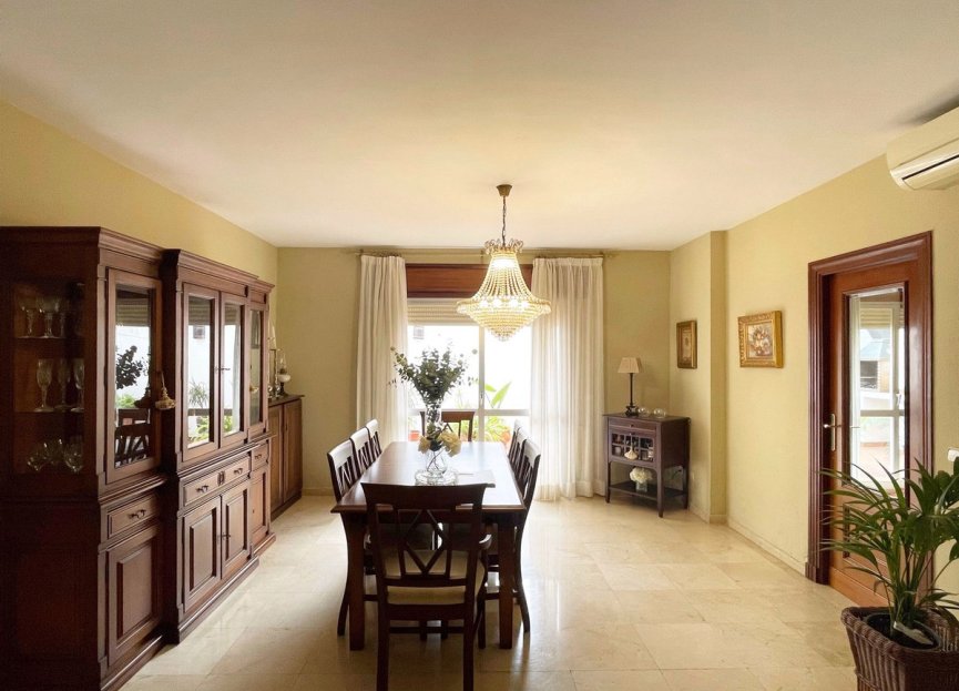 Resale - House - Townhouse - Fuengirola - Fuengirola Centro