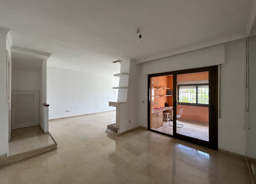 Reventa - House - Townhouse - Estepona - Bel Air