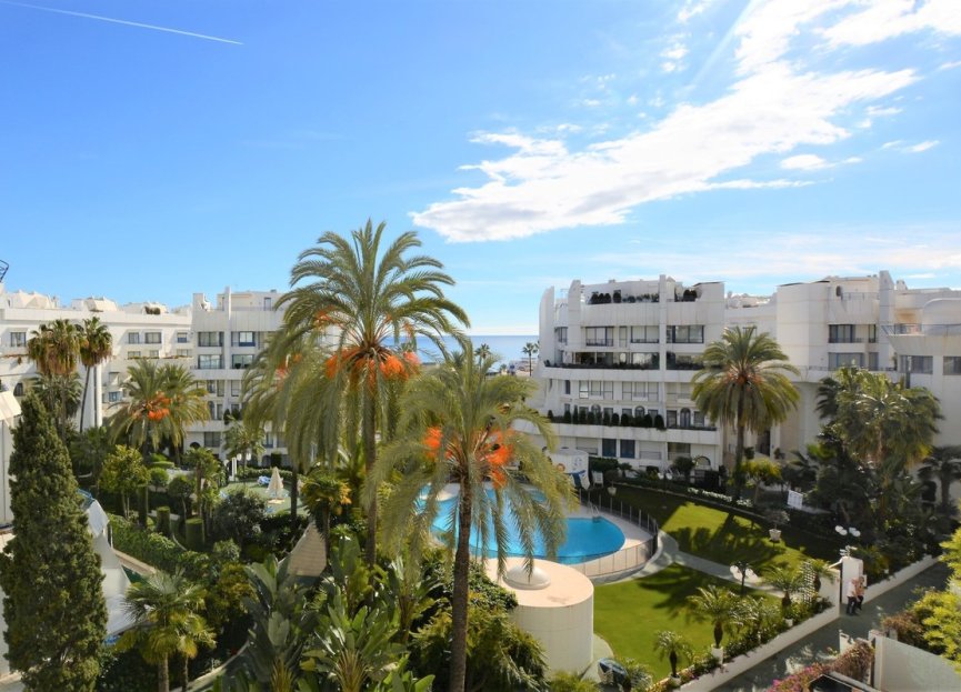 Resale - Apartment - Middle Floor Apartment - Marbella