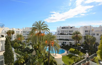 Resale - Apartment - Middle Floor Apartment - Marbella