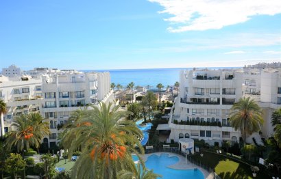 Resale - Apartment - Middle Floor Apartment - Marbella